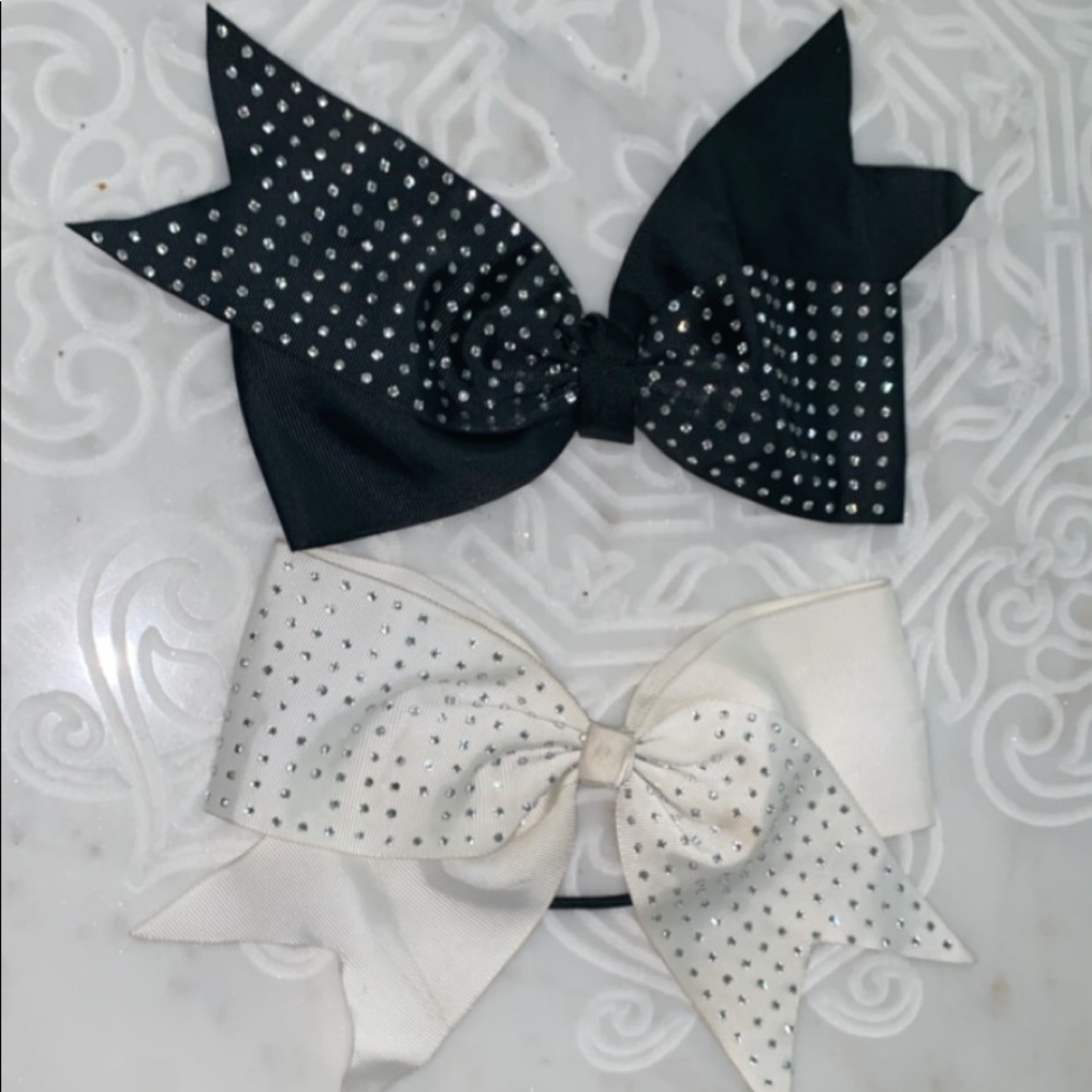 Hair bows